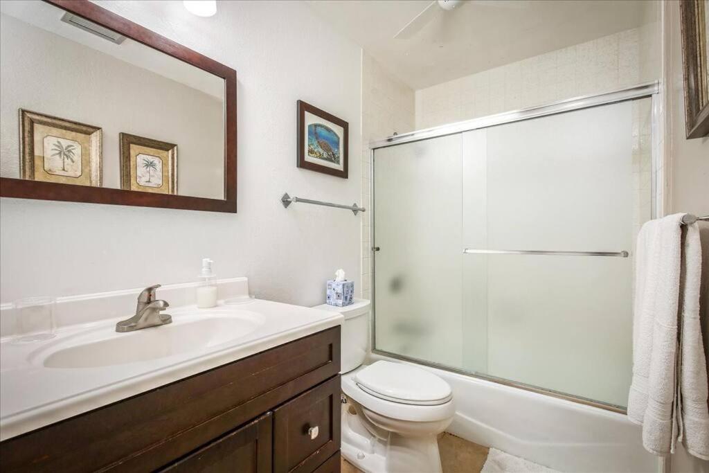 Beautiful 2/2 Condo In Kailua Kona. Ocean View! Екстериор снимка