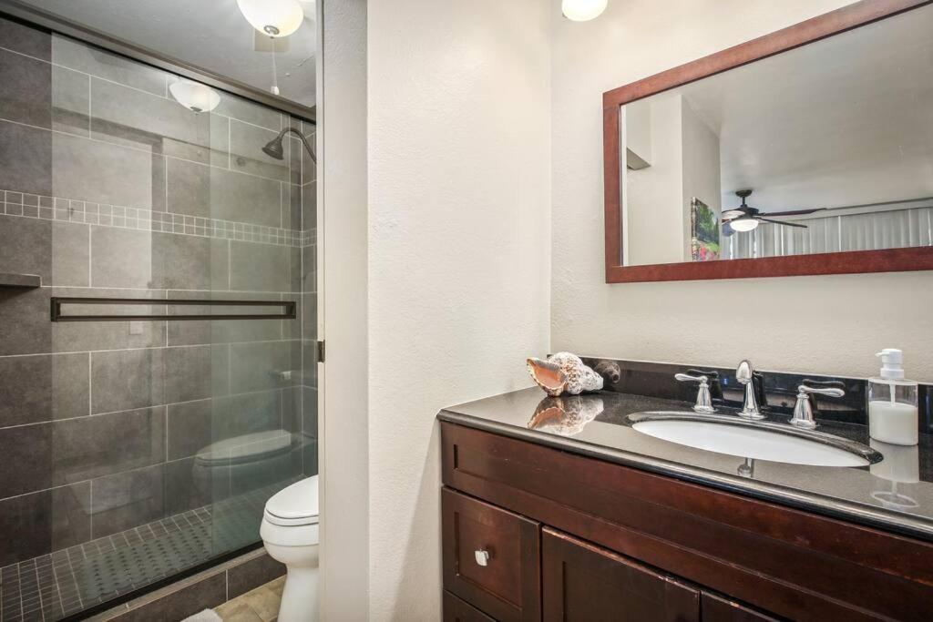 Beautiful 2/2 Condo In Kailua Kona. Ocean View! Екстериор снимка