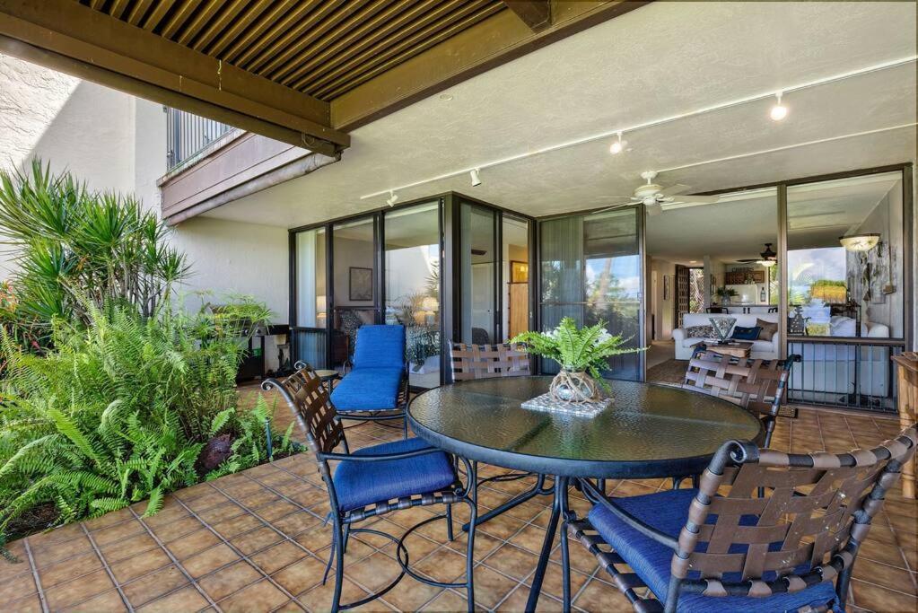 Beautiful 2/2 Condo In Kailua Kona. Ocean View! Екстериор снимка
